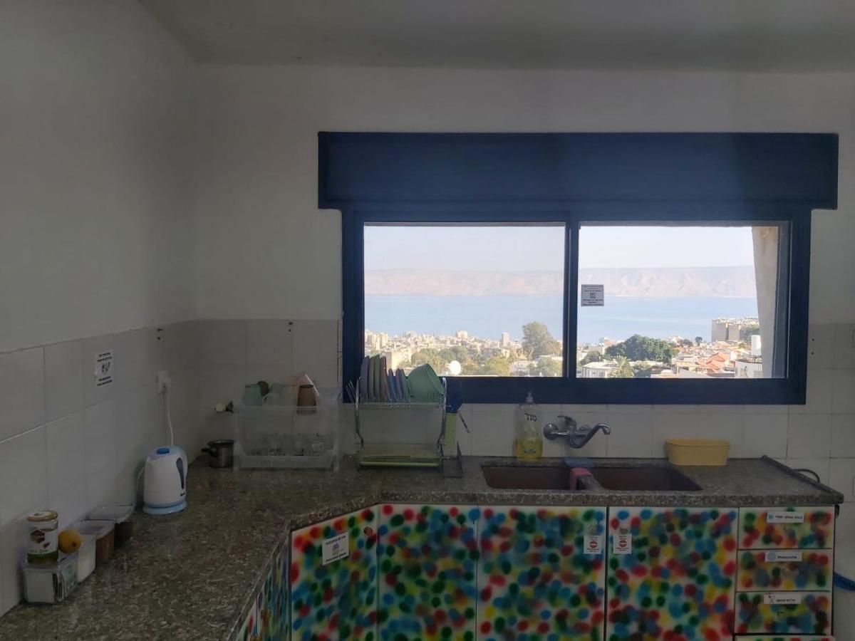 Turtle Guesthouse- Tiberias Ngoại thất bức ảnh